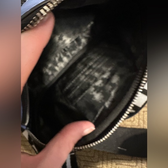 Karl Lagerfeld Maybelle camera bag crossbody like new - Picture 7 of 10